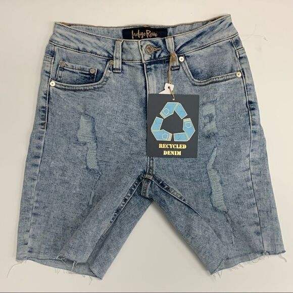 Indigo Rein Recycled Juniors Acid Wash Distressed Denim Bermuda Shorts, Sz 1/24 - Picture 13 of 14